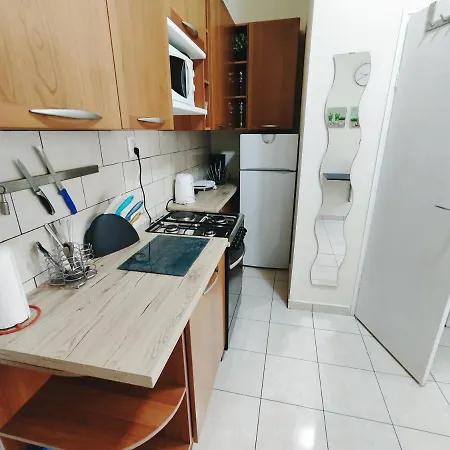 Home Apartment *